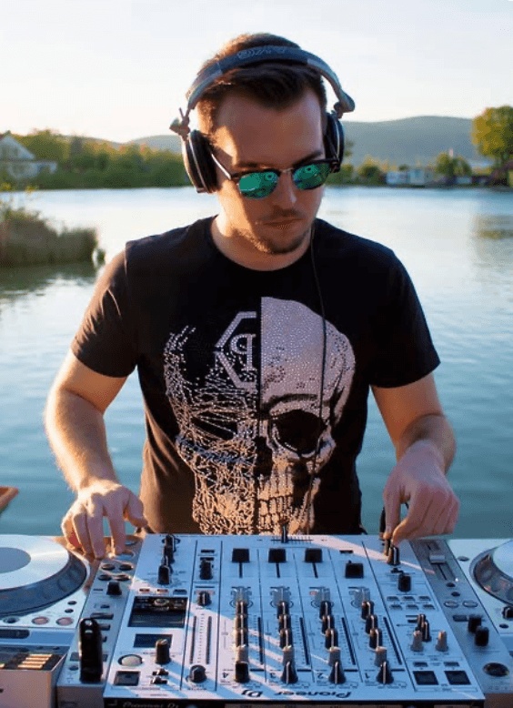 DJ Robertz Hero-Bild